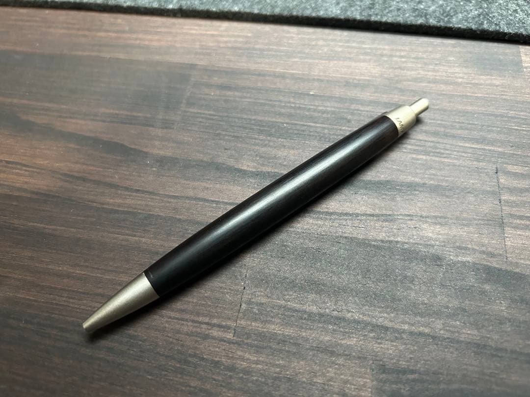 LAMY2000 ボールペン　ブラックウッド ノック式