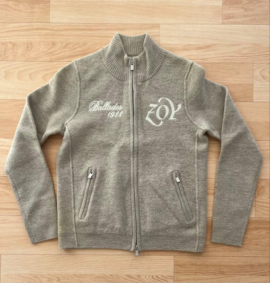 未使用品　ゴルフZOY ベージュ　圧縮ニット　ジップアップジャケット　M