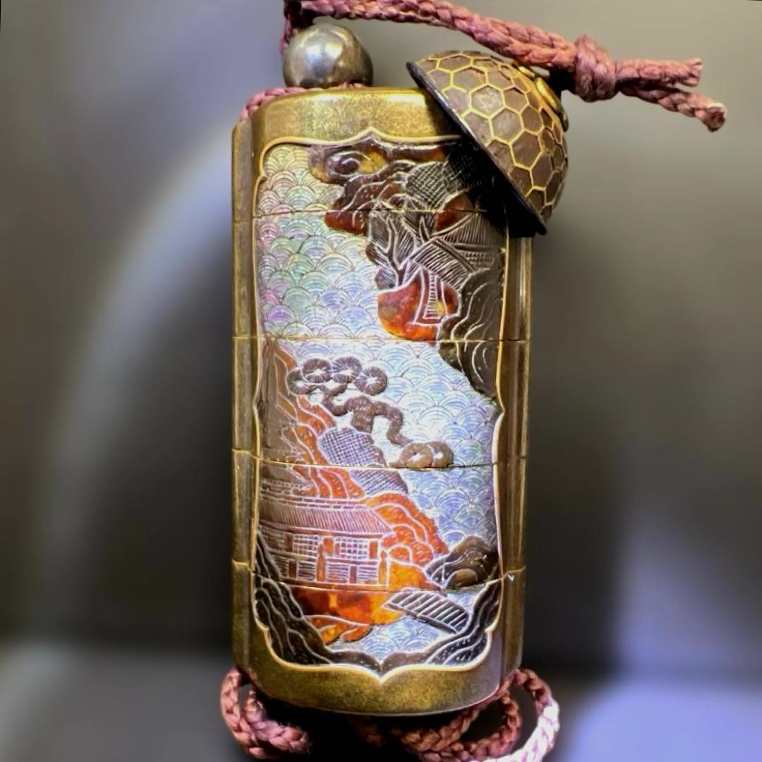 江戸時代　本鼈甲螺鈿象嵌五段印籠　61g 東Y7-1016☆2Fトルニ