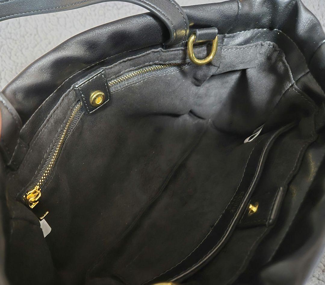 【値下】セリーヌ スモール カバ ドローストリング キュイル トリオンフ