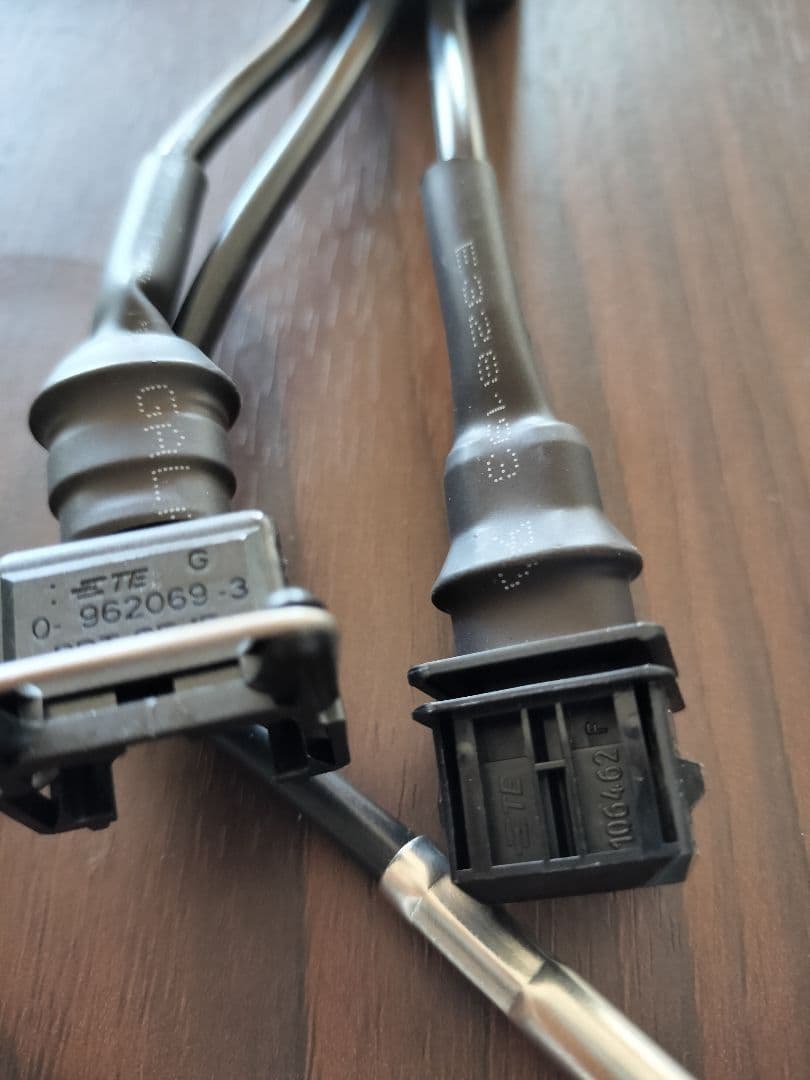 BMW F800R用(2009-2016) Booster Plug