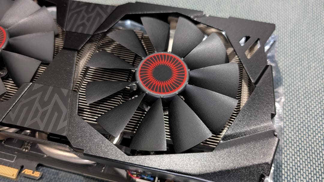 ASUS STRIX GeForce GTX 970 4GB グラフィックボード