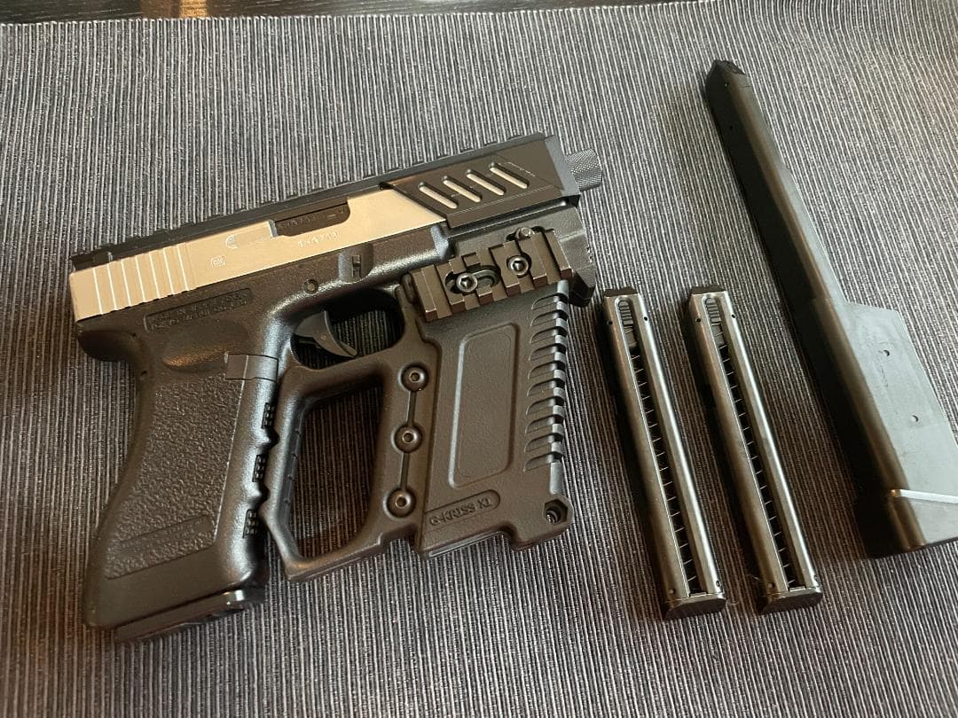 東京マルイ　電動ハンドガン　グロック　G18C エアガン