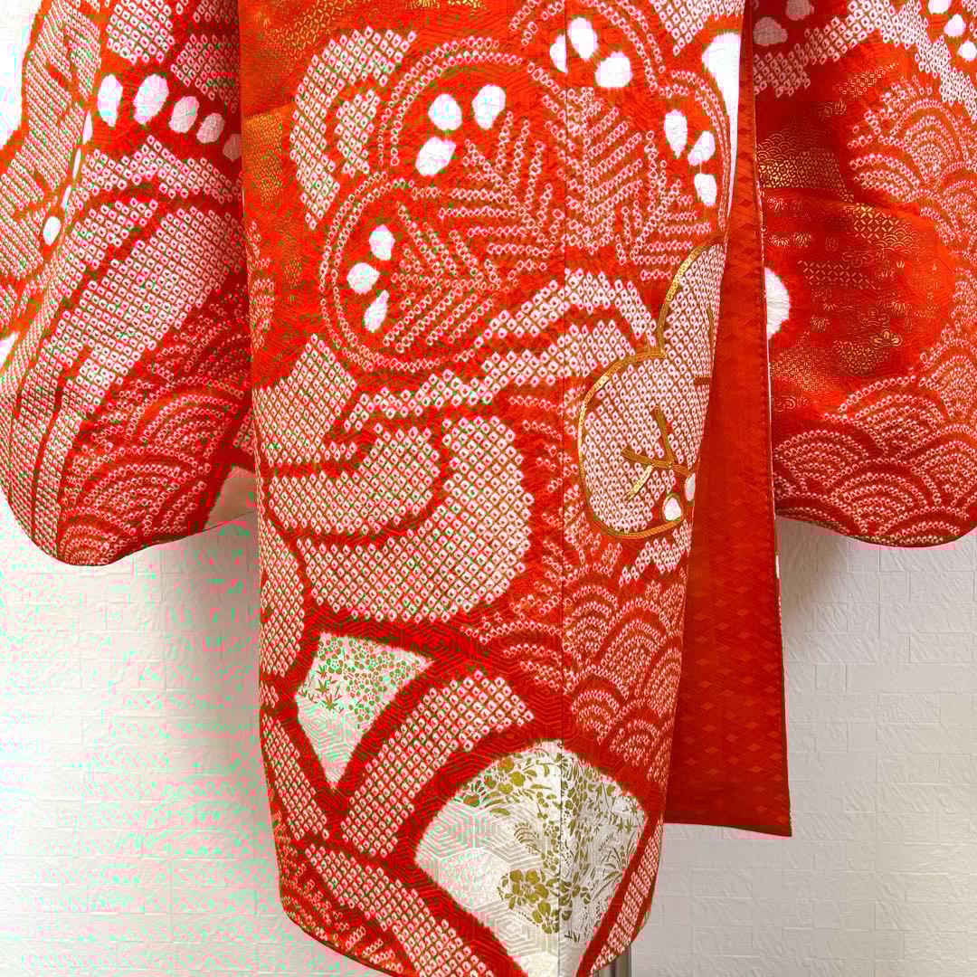 484 振袖フルセット 正絹 朱赤 オレンジ 紅白 絞り 駒刺繍 レトロ 松文