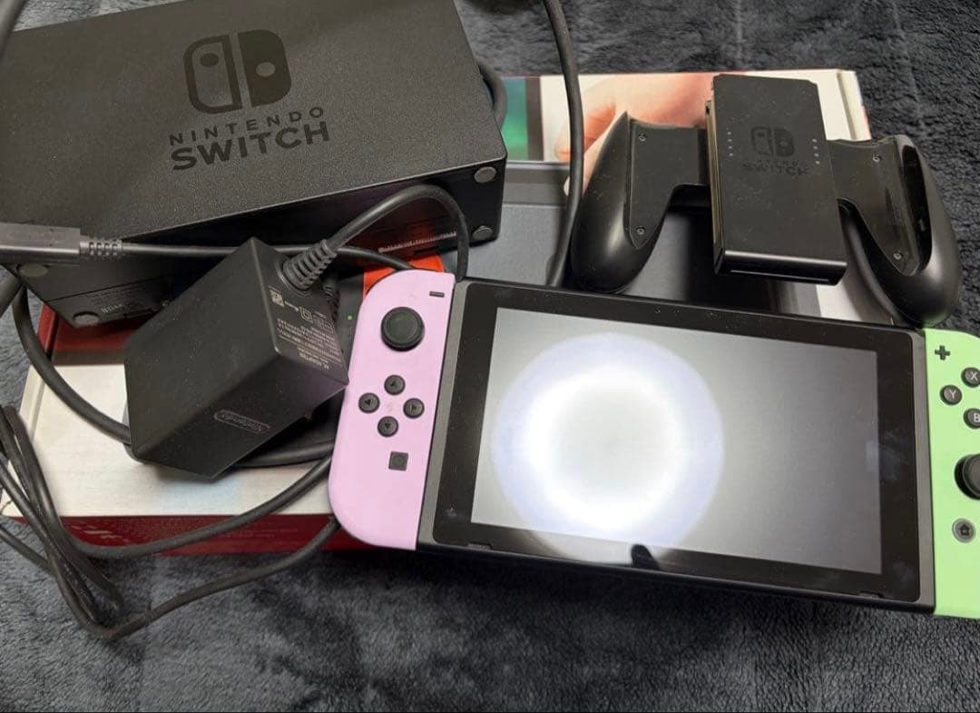 Nintendo Switch ニンテンドースイッチ　付属品全て　美品