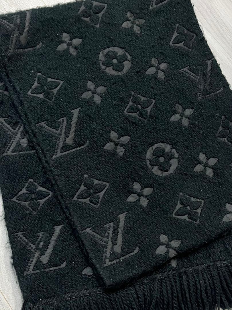 ルイヴィトンマフラー　ブラック