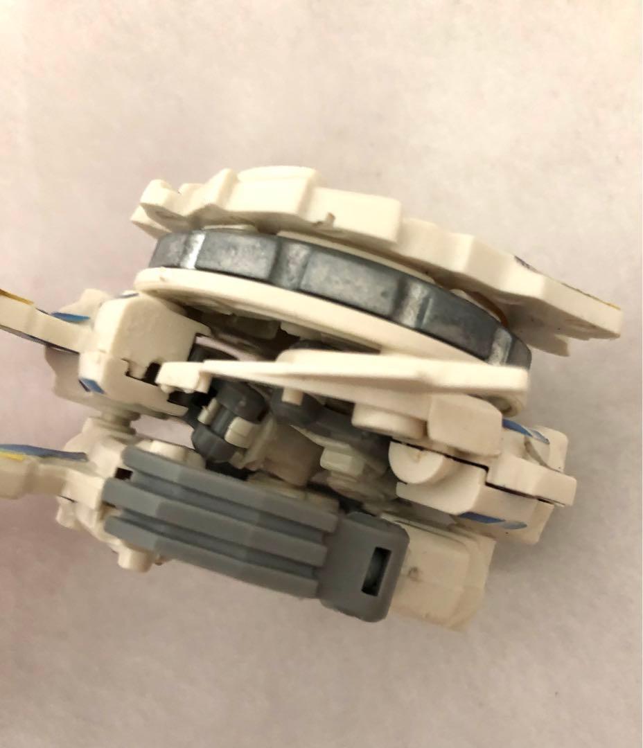 爆転変形　爆転龍ハヤテ　ベイブレードバースト 発射器と2つのベイブレード