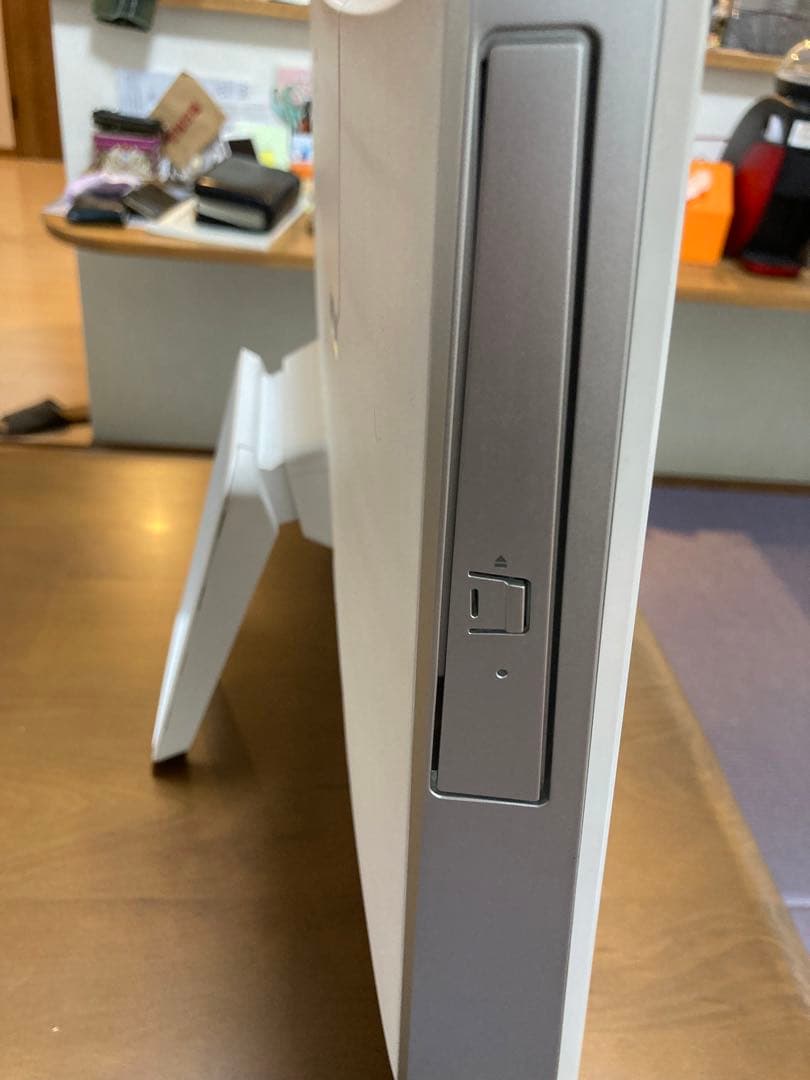 一体型パソコン　富士通FMV ESPRIMO FH53/YD