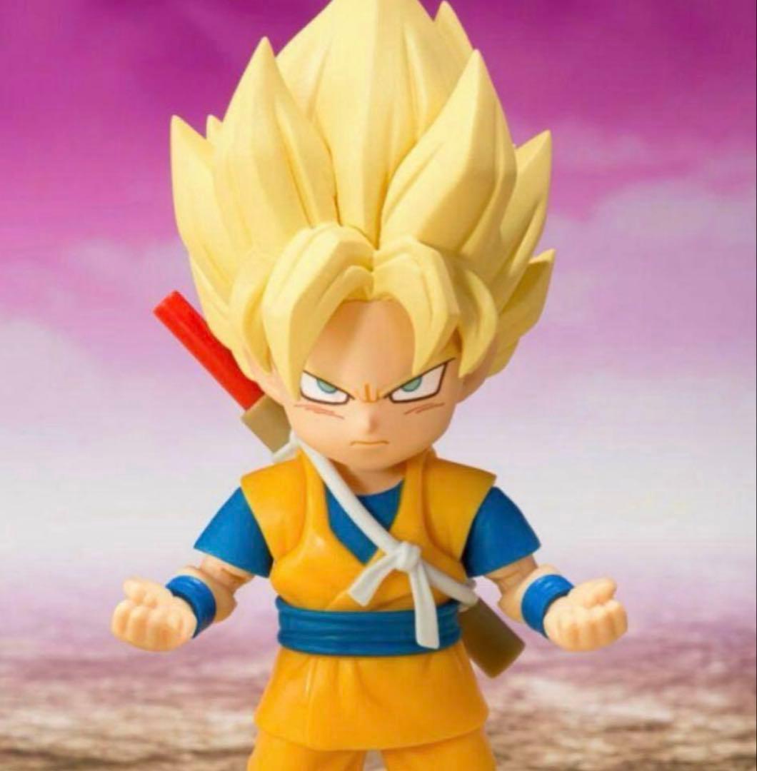 ドラゴンボール2点セットFiguartsスーパーサイヤ人孫悟空ミニ&キングゴマー