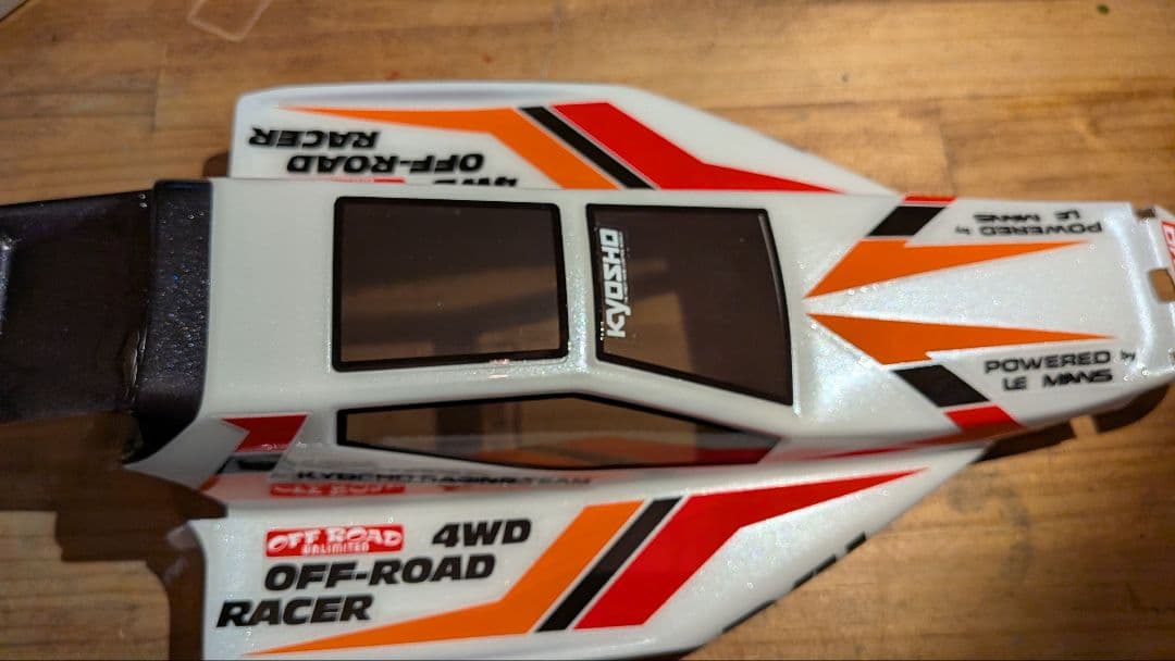 KYOSHO ターボオプティマミッドスペシャル　パール塗装ボディキット