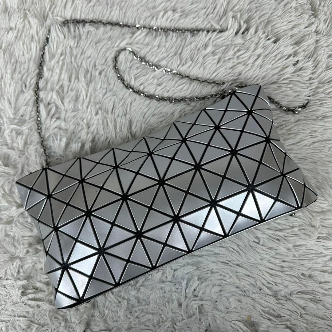 美品 バオバオイッセイミヤケ エナメル ショルダーバッグ ファスナー チェーン