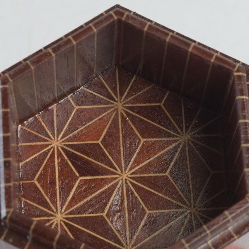 茶道具　鷹の巣　箱根寄木細工　六角香合　箱付　V　9703