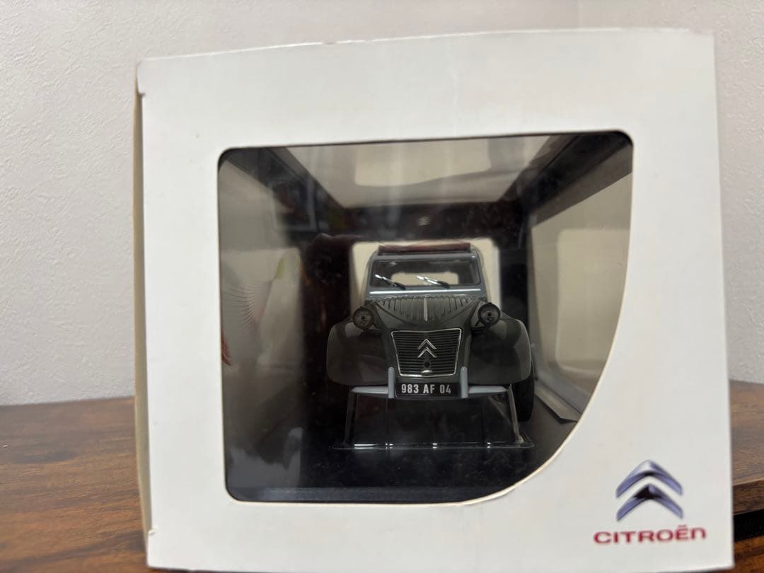 NOREV CITROEN 2CV AZLP GRIS1958 ミニカー1/18