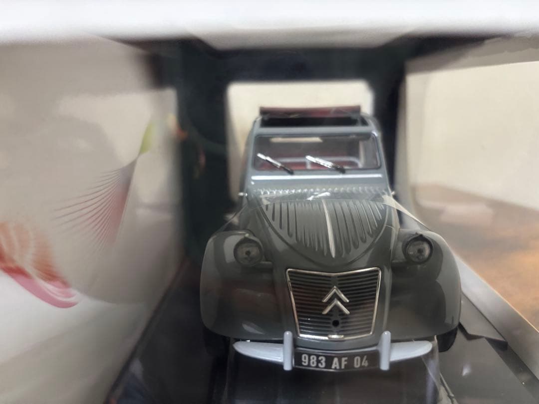 NOREV CITROEN 2CV AZLP GRIS1958 ミニカー1/18