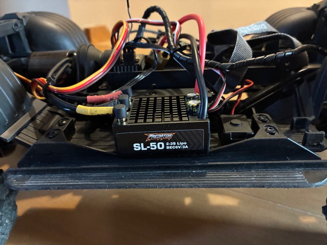 1/10 クローラー　ブラシレス　ラジコン　FMS トラクサス　アキシャル