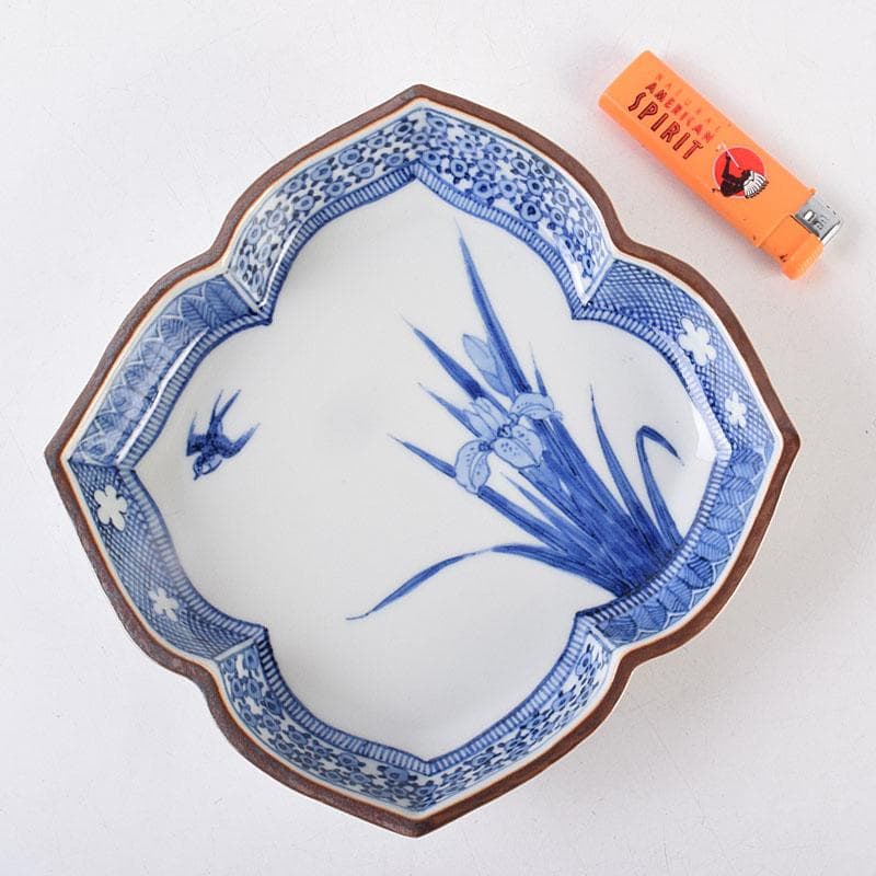 九谷焼　九谷寿楽窯　嶋田寿楽作　染付　菖蒲文　盛皿　共箱　V　R9055