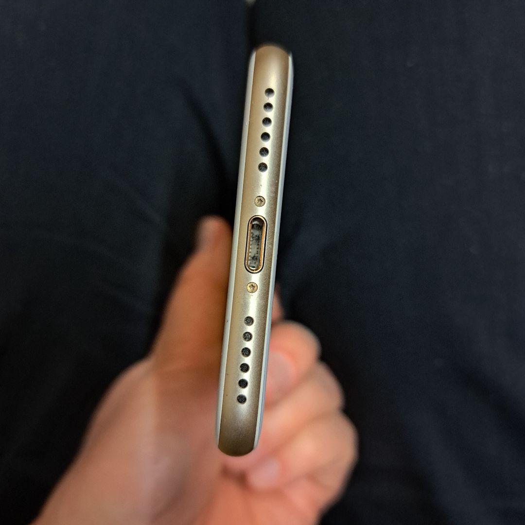 iPhone7128GB初期化済バッテリーサブ100SIMフリー心斎橋アップル