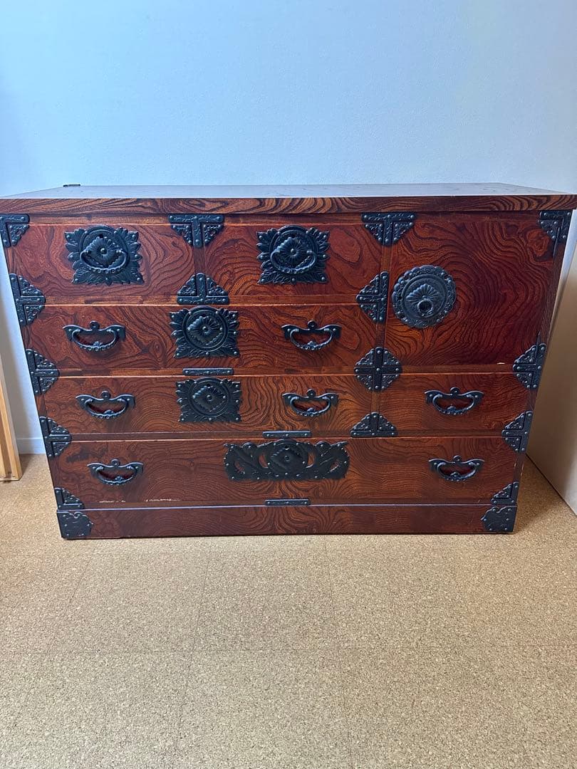 岩谷堂箪笥 伝統工芸品 和箪笥 チェスト 南部鉄器金具付き