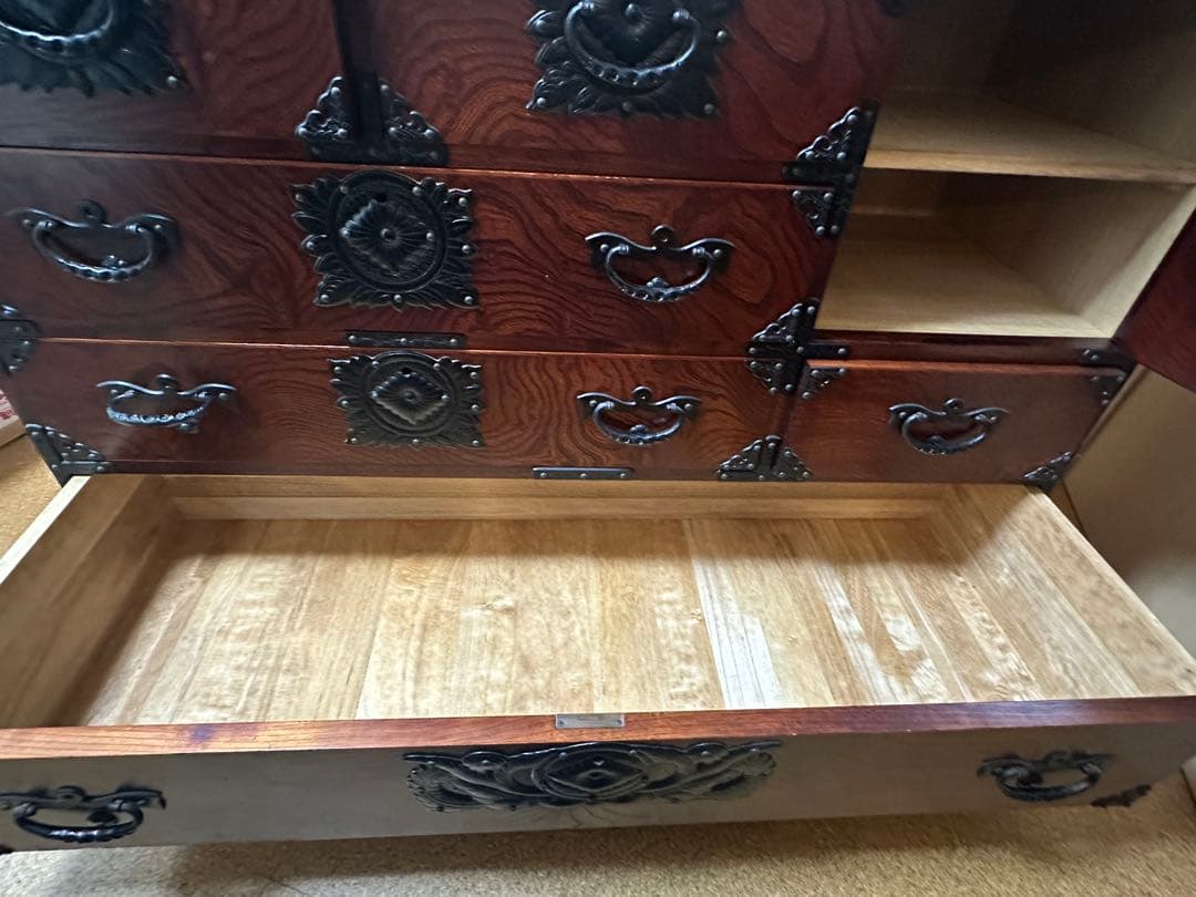 岩谷堂箪笥 伝統工芸品 和箪笥 チェスト 南部鉄器金具付き