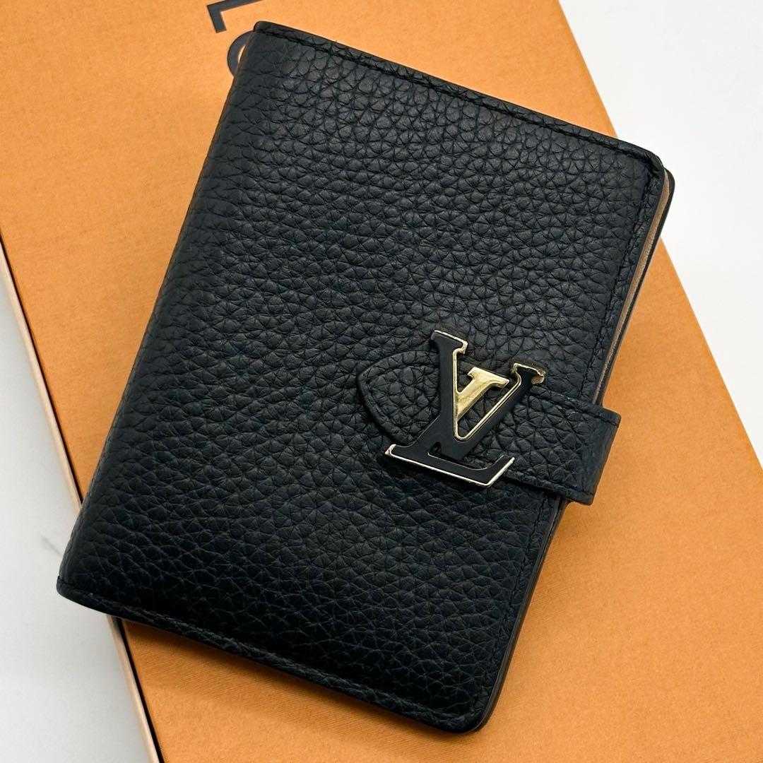 【現行品】ルイヴィトン ヴェルティカルウォレット コンパクト トリヨン 二つ折り