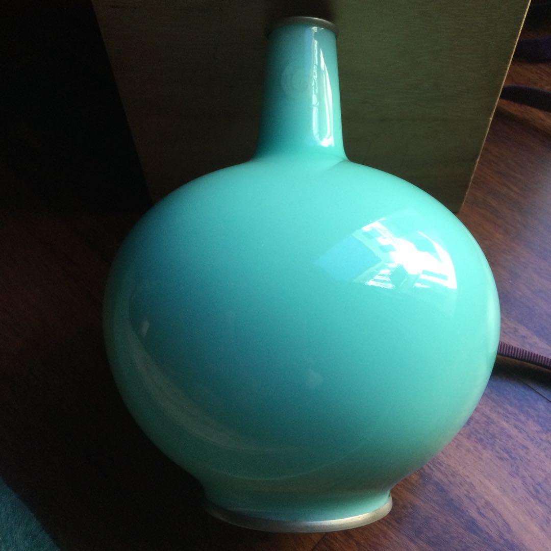 安藤七宝店製、青玉釉唐草文花瓶、一輪挿し、箱付き