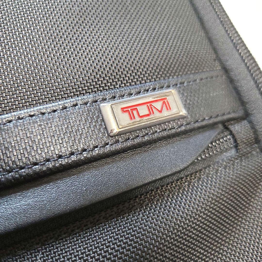 TUMI ALPHA3 コンパクト・4ウィールド・ブリーフ Blackブラック