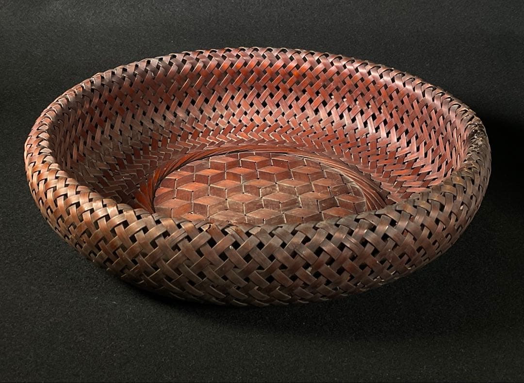 田辺竹雲斎造　竹籠　菓子籠　竹細工　茶道具　煎茶道具　径約28cm