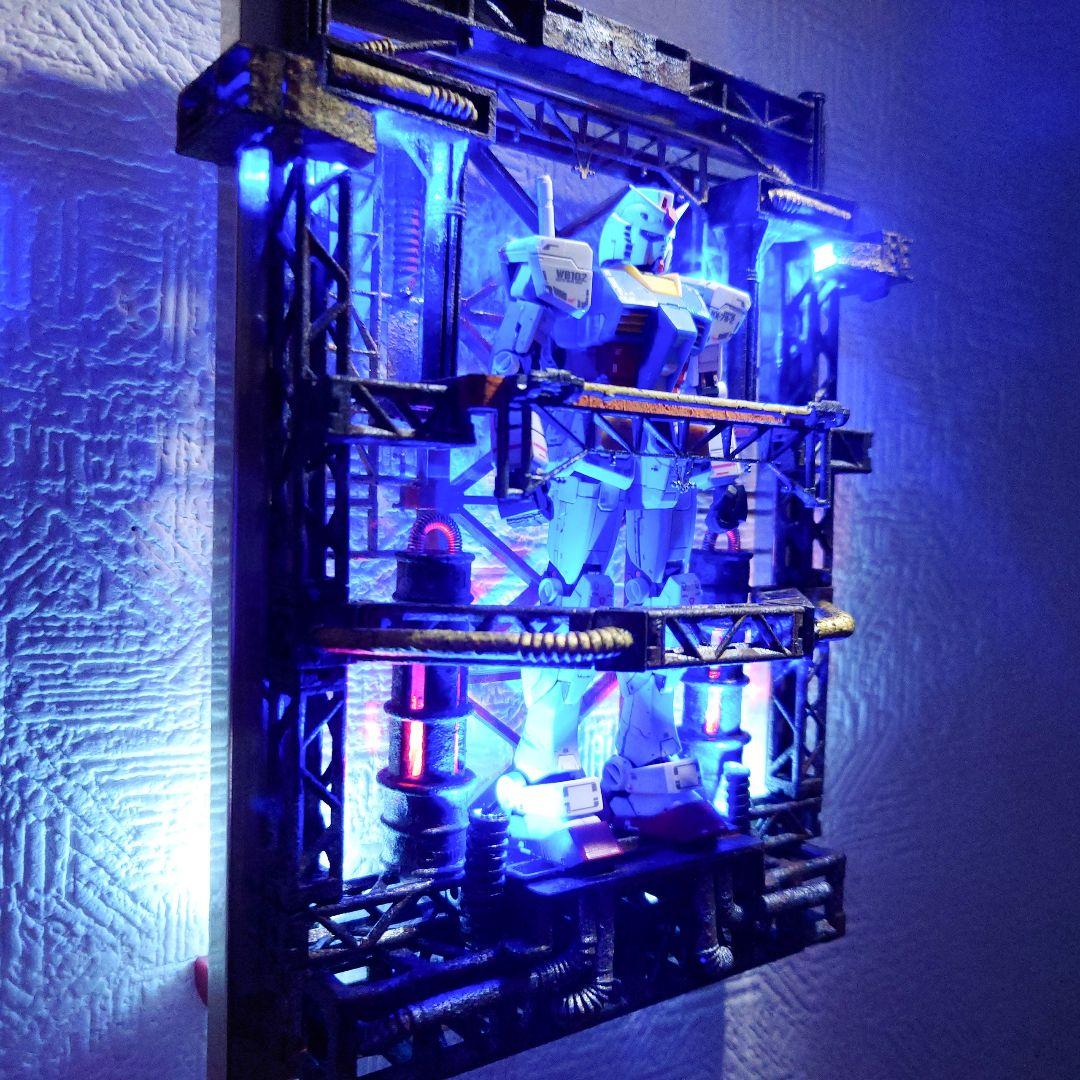 光るっ!! 壁かけガンプラ格納庫 RX-78-2 ガンダム