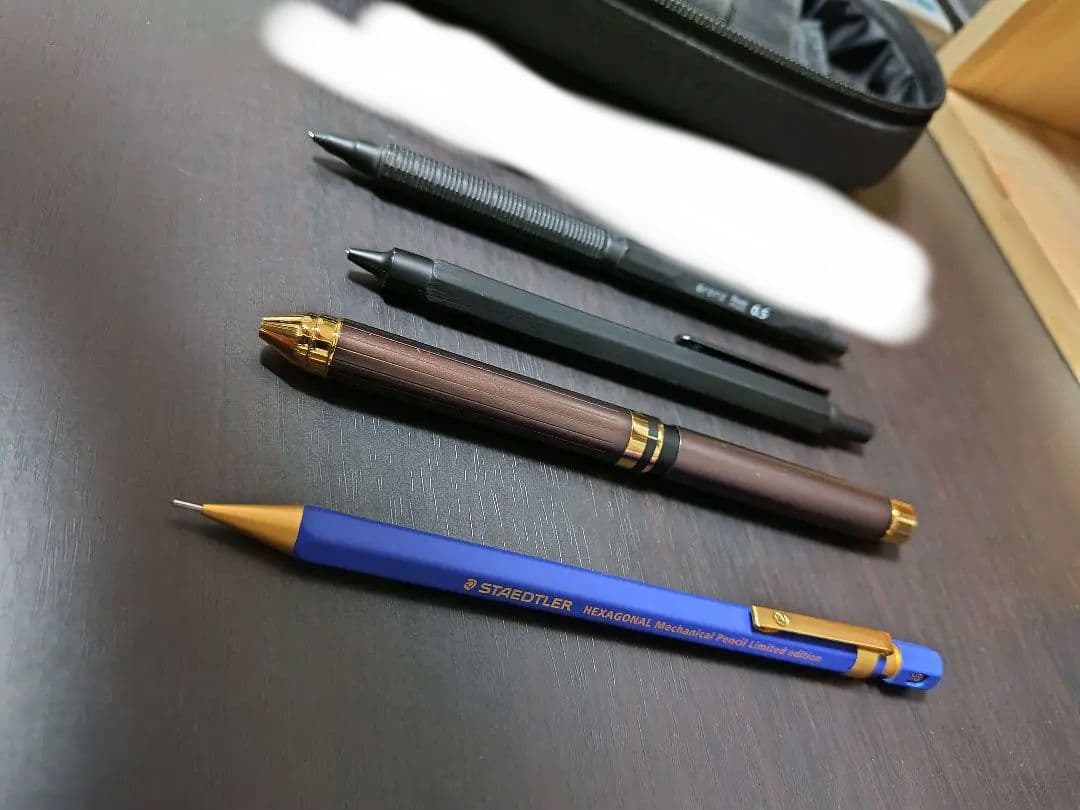 引退品 シャープペンシルまとめ売り ペンケース付き