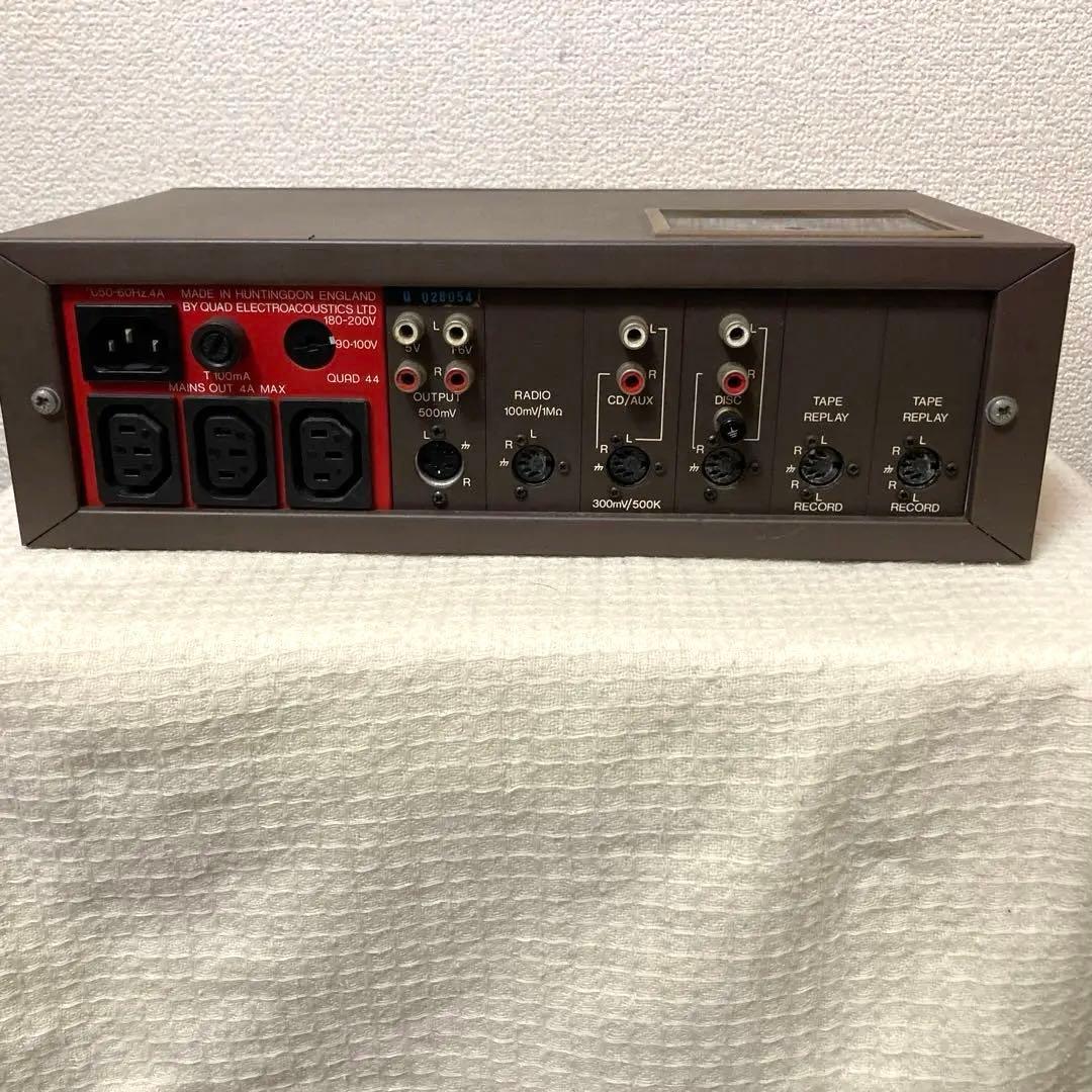 英国 名作 QUAD44プリアンプ後期型 アナログ盤好きな方にオススメCD入力有