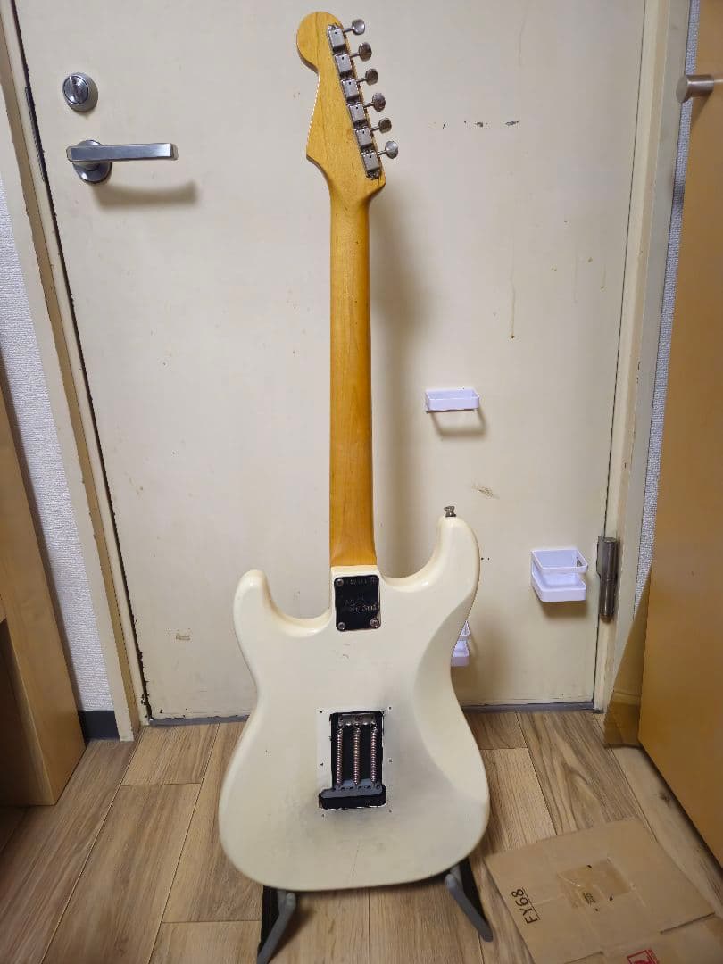 コンポーネント ストラトタイプ