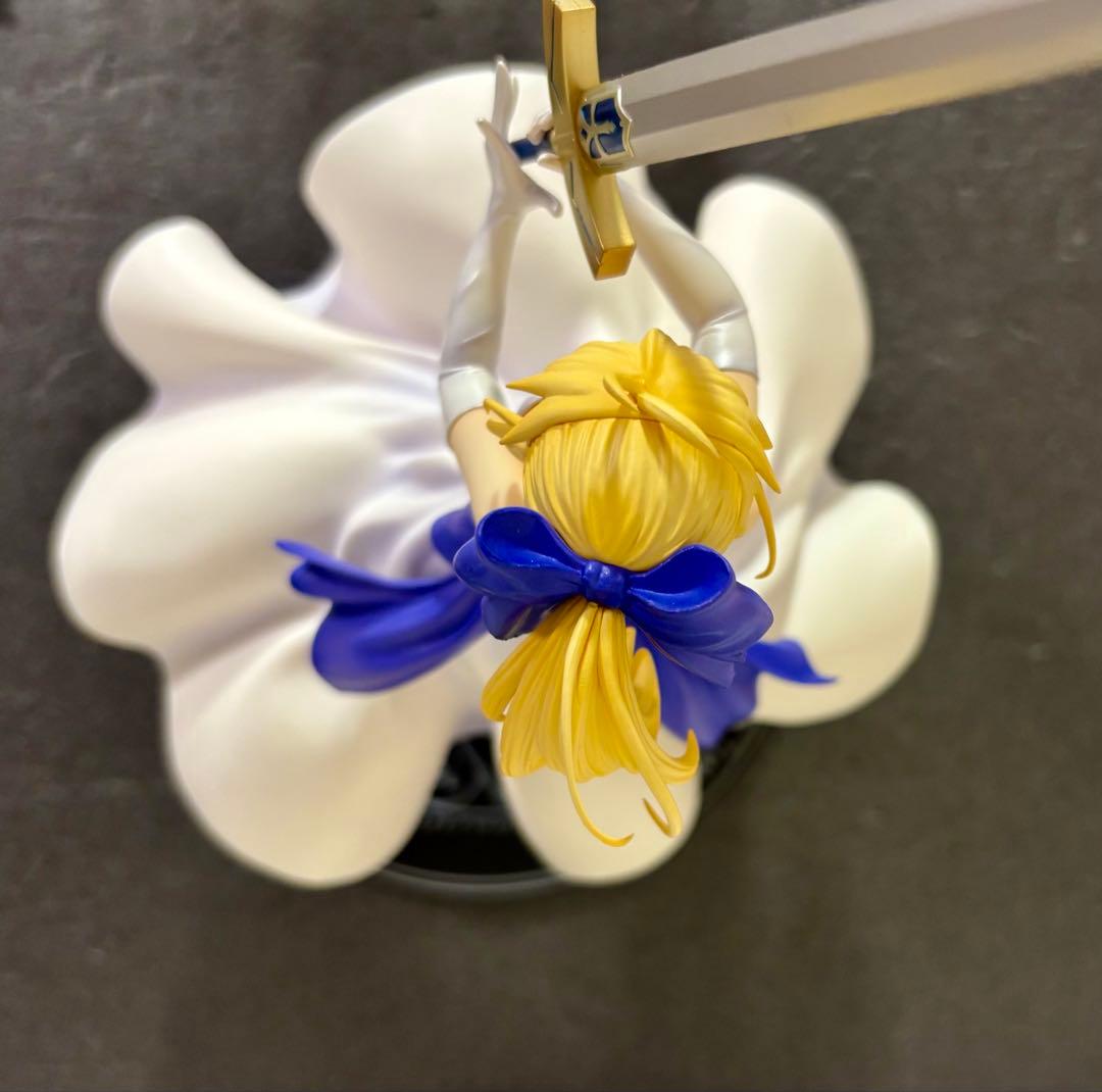 リニューアル版　セイバー　白ドレス　ベルファイン　Fate フィギュア　FGO