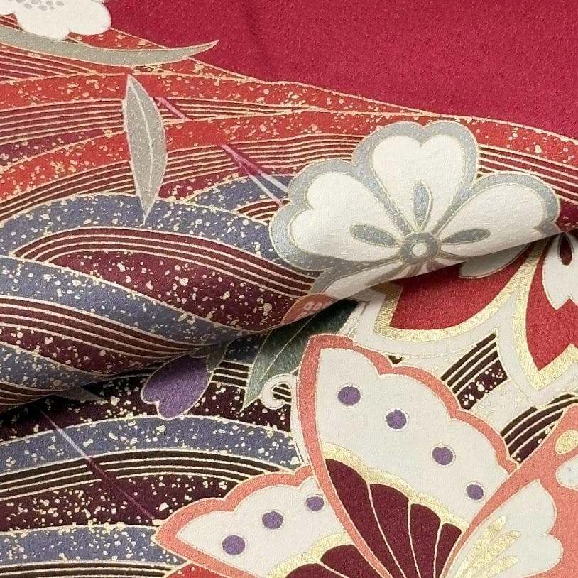 ゆりのはな　振袖　京友禅金彩加工　流水に蝶/さくら模様　赤色系　正絹　F306