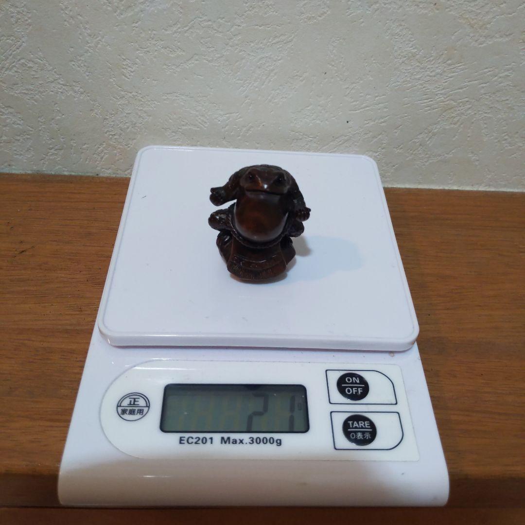 時代提物 木彫根付【蝦蟇力士 横綱土俵入り】高約5cm 横約3.4cm 重21ｇ