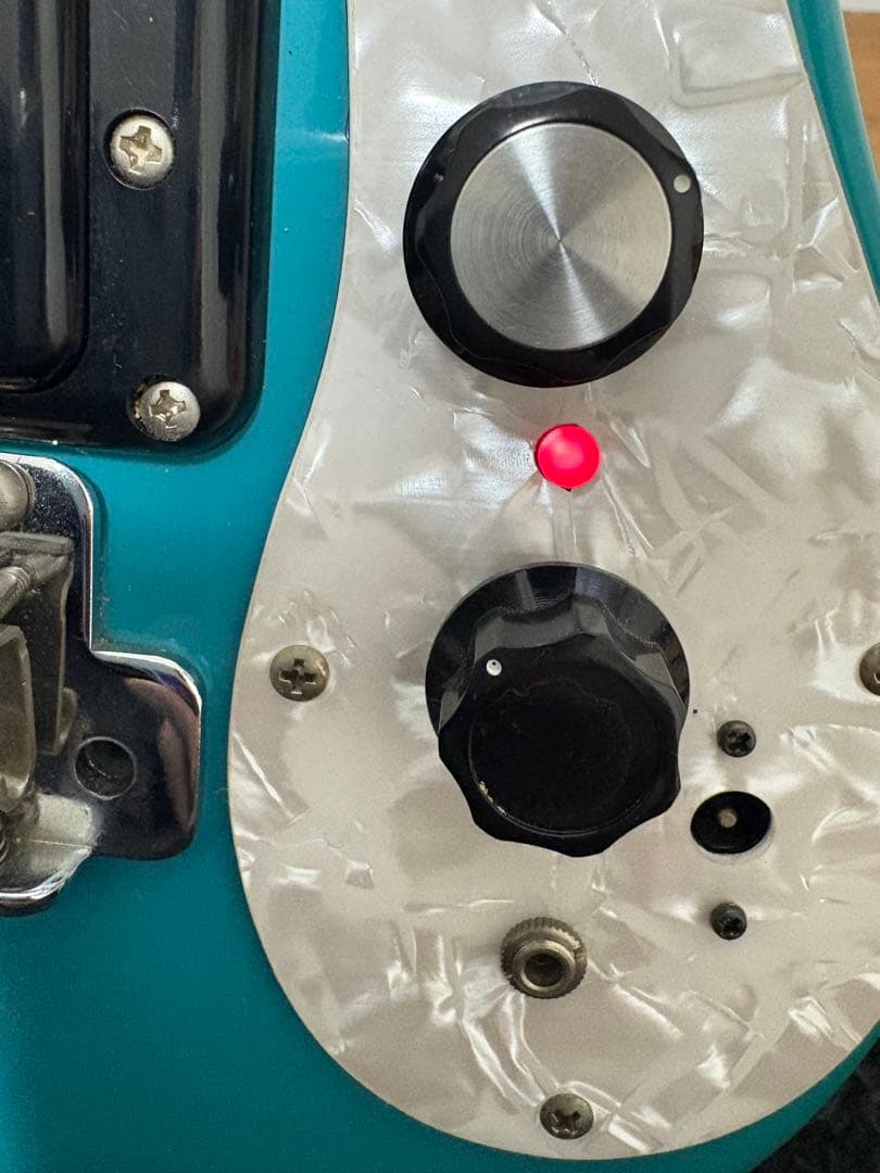 marine rider MR-1 アンプ内蔵ギター