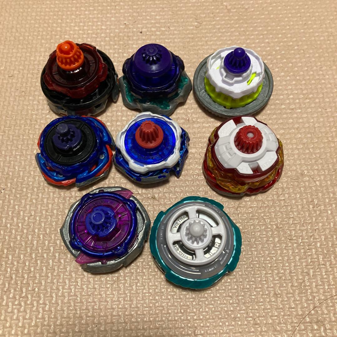 ベイブレードx8個セット