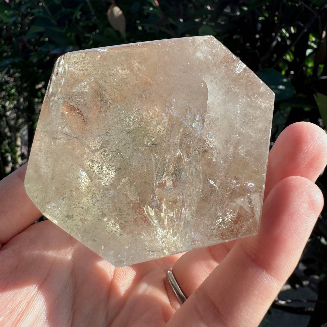 クォーツインクォーツ　フリーフォーム　虹　ファントム多数