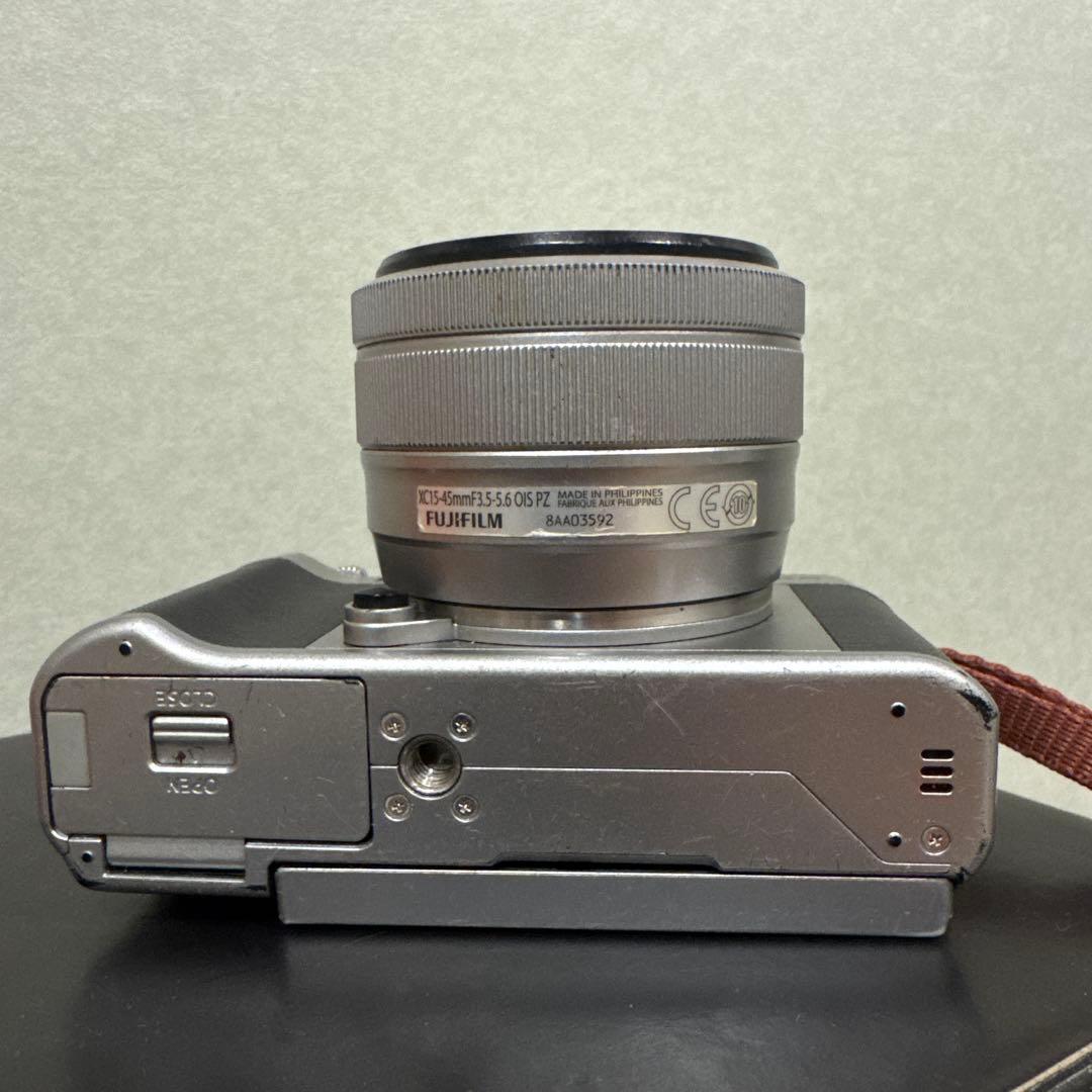 FUJIFILM X-A5 ミラーレスカメラ XC15-45mmレンズ付き