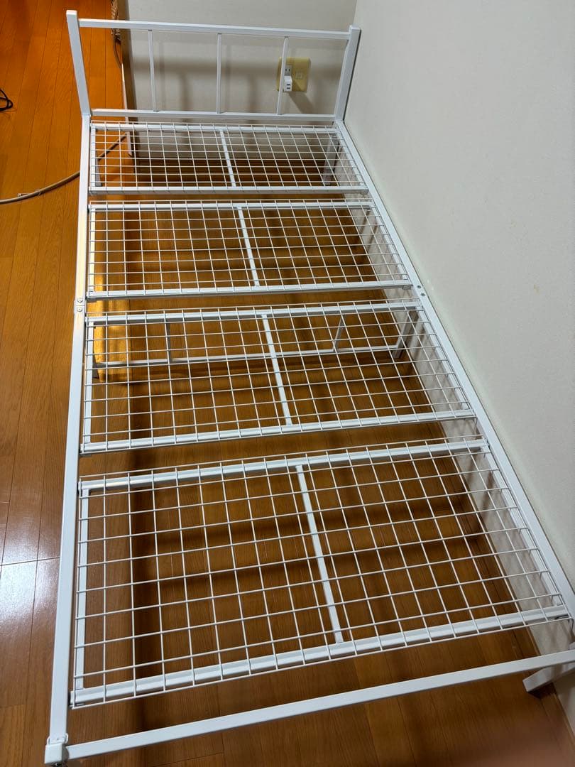 シングルベッドフレーム ホワイト