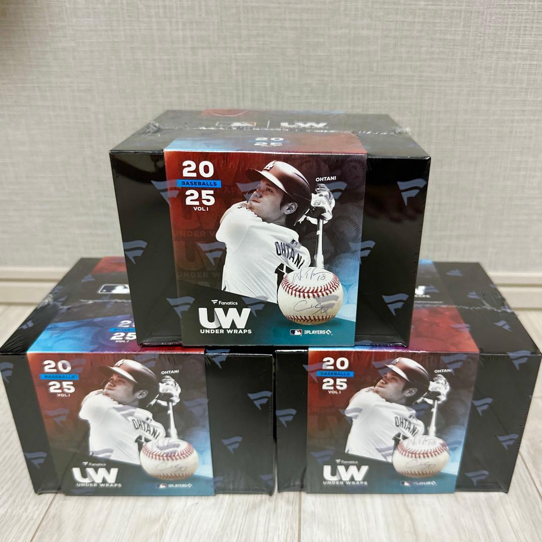 レ*ヌ様 MLB 2025 FANATICS UNDER WRAPS 1箱