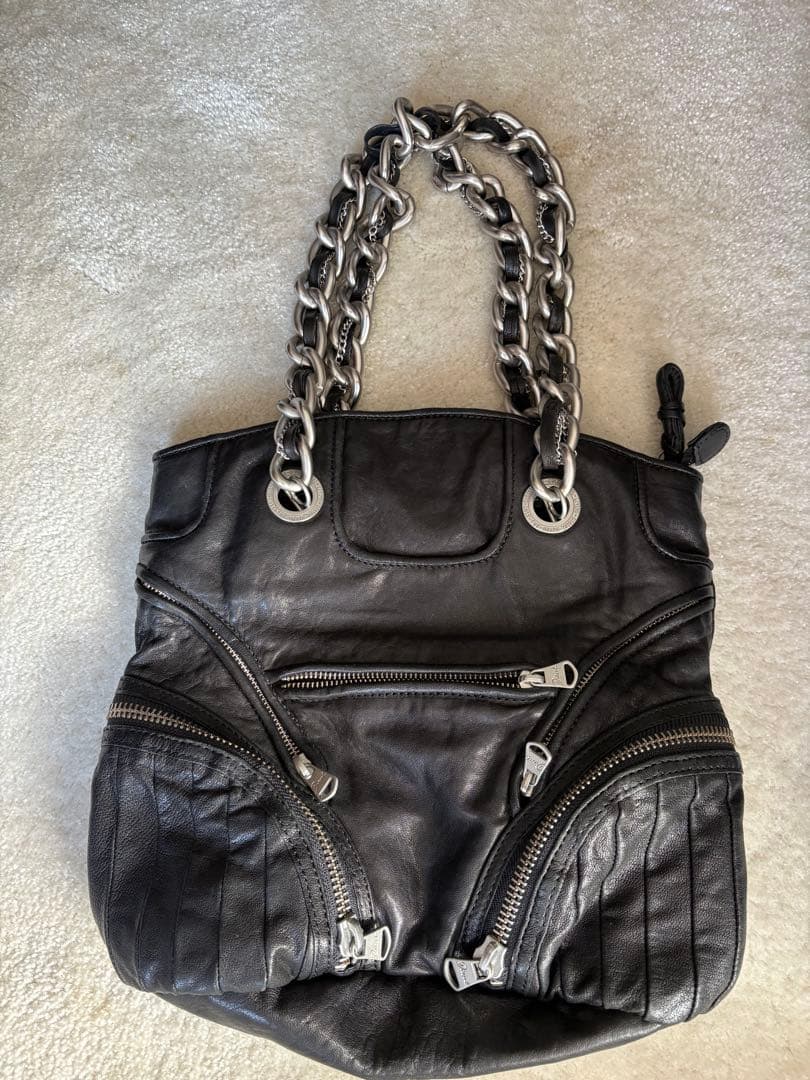 【お値下げ中】【美品】DIESEL レザーチェーンバッグ