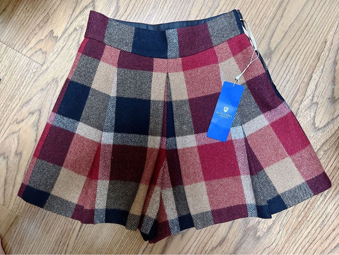 ブルーレーベルクレストブリッジチェックキュロット スカート タグ付き未使用品