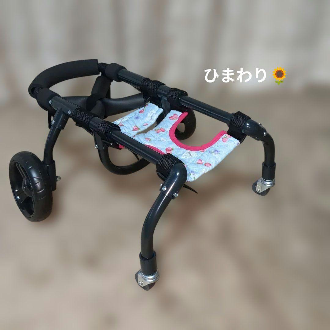 ワンちゃん4輪　リハビリ　食事補助　犬用車椅子　歩行補助　犬の歩行器