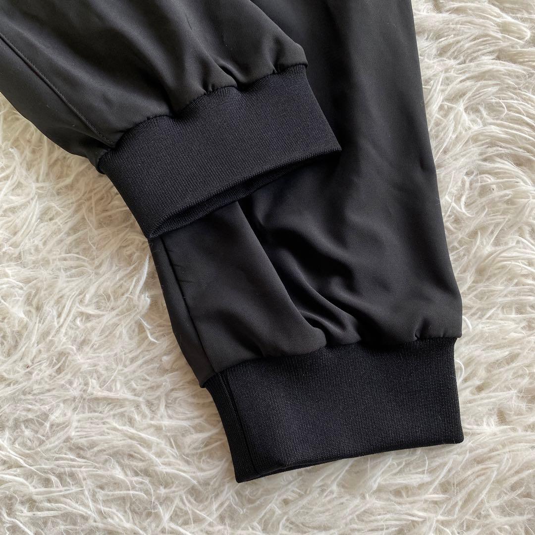 公式　BANDAI 仮面ライダーギーツ DGP ジャケット＆ベスト&パンツ