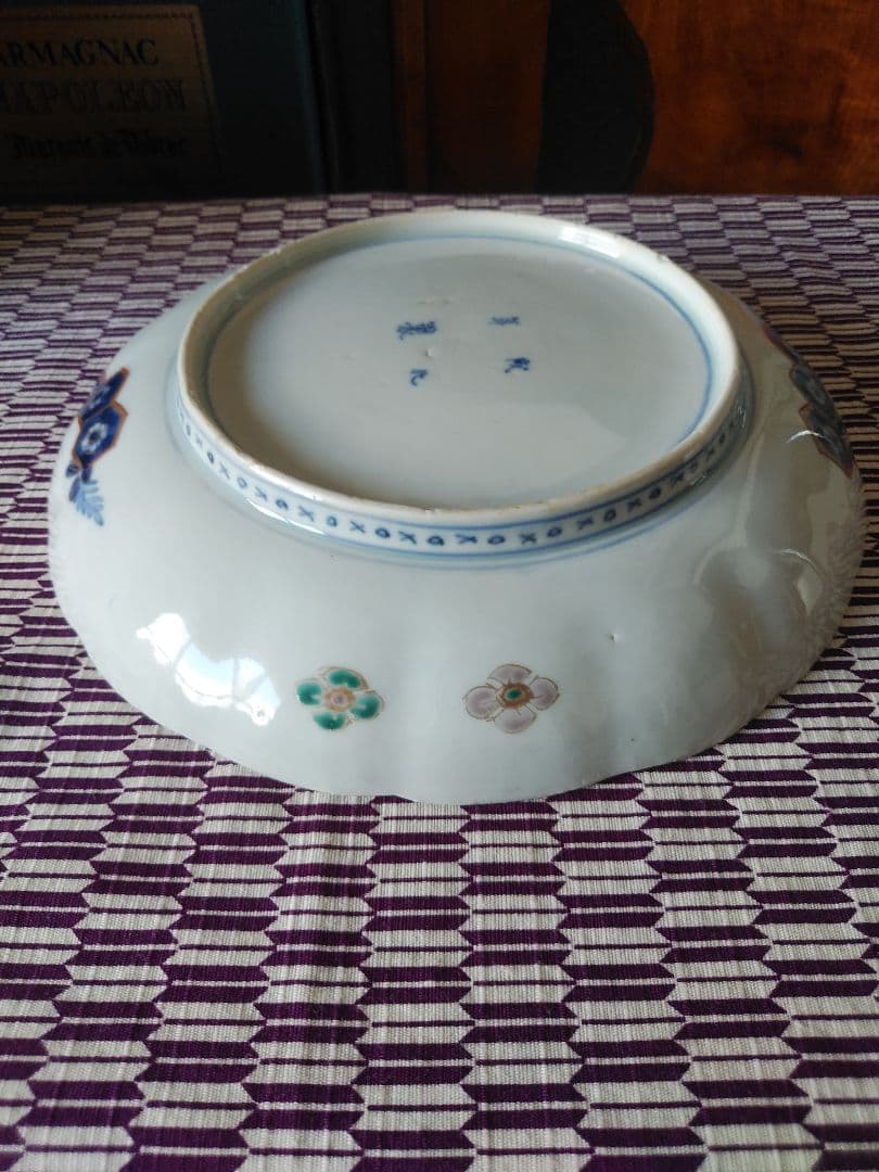 saiさん 古伊万里 桐菊鳳凰文輪花皿 と伊万里皿4枚 まとめて