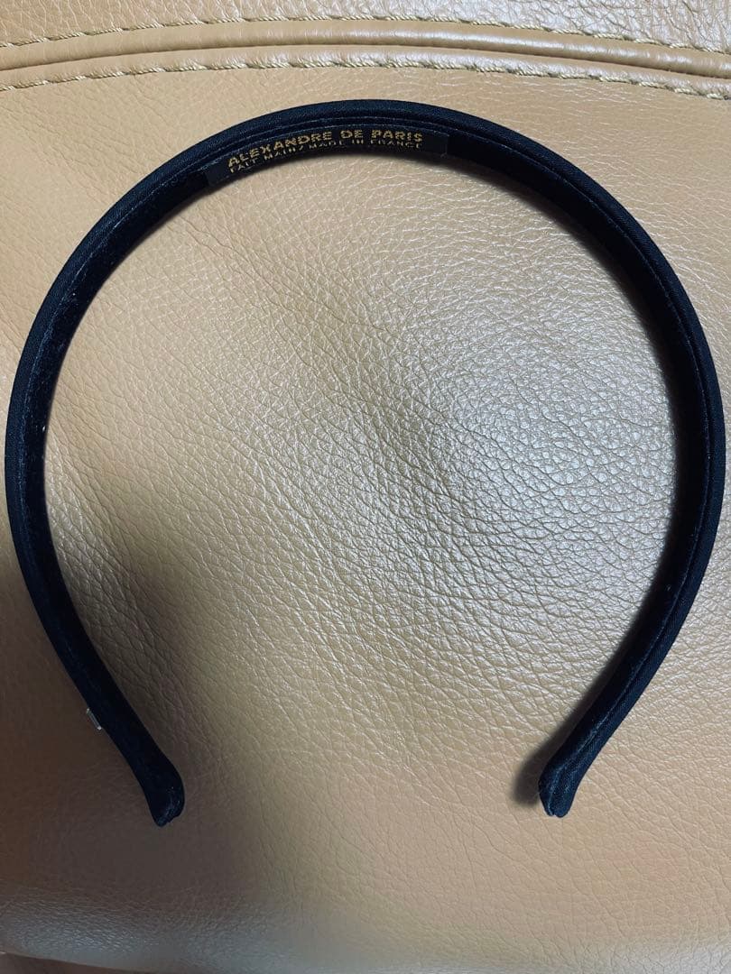 値下げ　ALEXANDRE DE PARIS ブラックサテン ヘアバンド