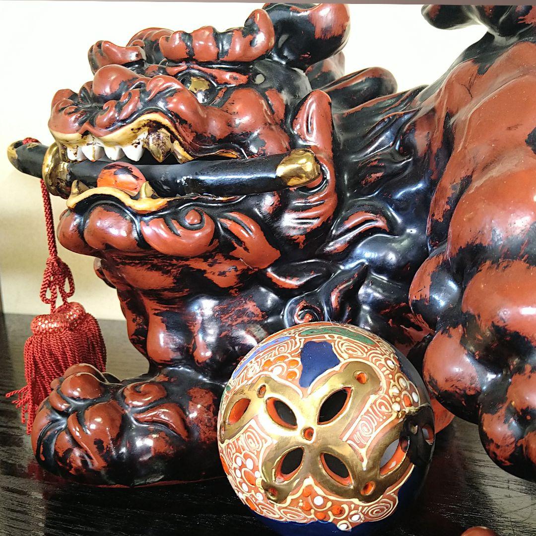 AE15 九谷焼 獅子 八幡窯 須栄義 剣獅子 玉乗り 赤獅子 縁起物 魔除