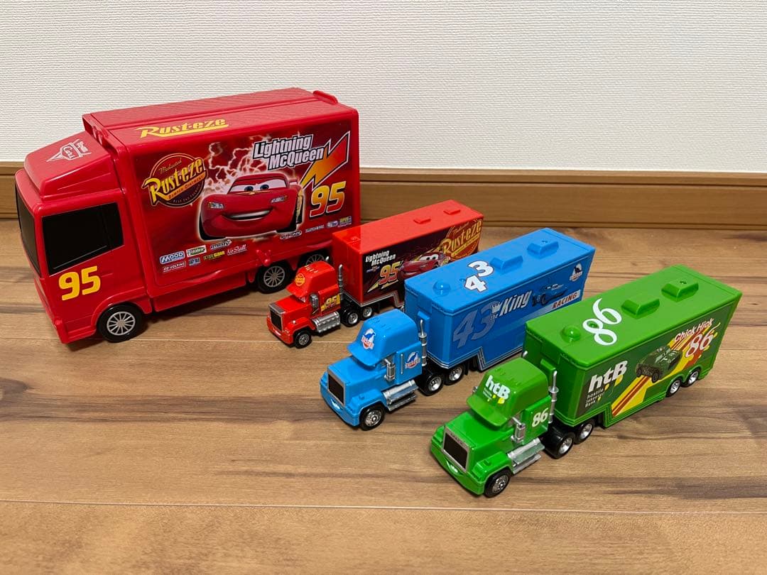 まとめ売り　カーズ　おもちゃ　コンボイ　トレーラー　マック　トミカ　タカラトミー