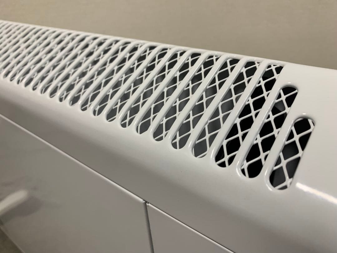 デロンギ　コンベクターヒーター　HXJ60L12-WH 2023年購入