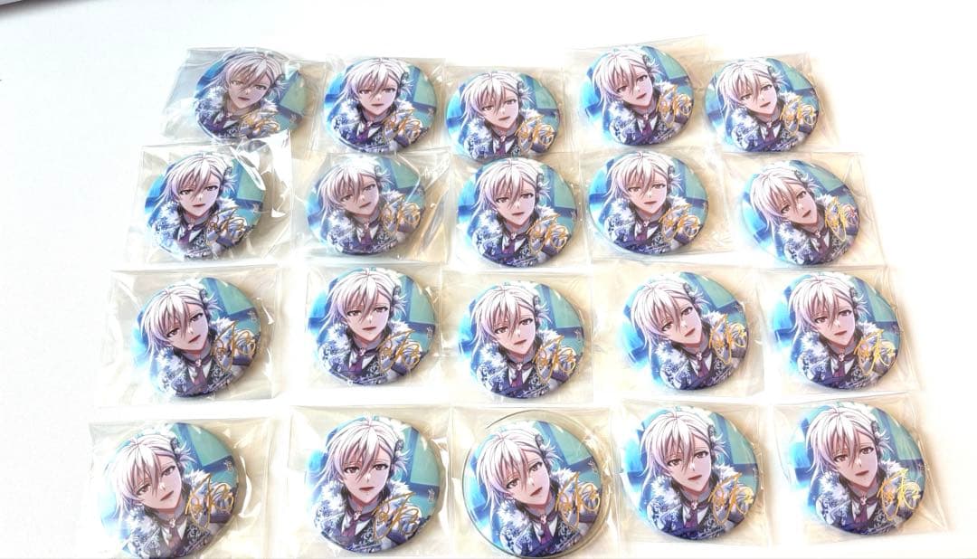 アイナナ　IDOLiSH7 TRIGGER 九条天　ブラホワ　缶バッジ